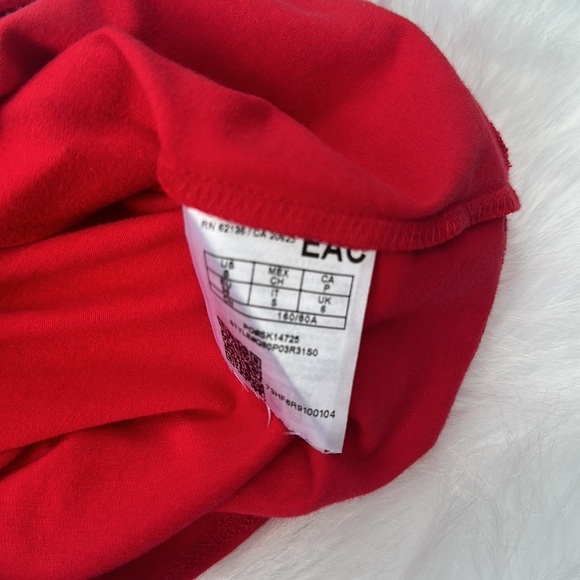 New Guess Body Betsie Logo Bodysuit Red SZ S - Picture 4 of 4